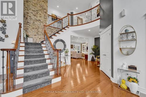 8018 Cathedral Drive, Niagara Falls (Mt. Carmel), ON - Indoor Photo Showing Other Room