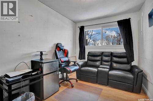 118 N Railway Street W, Warman, SK - Indoor