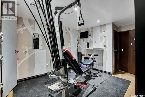 118 N Railway Street W, Warman, SK - Indoor