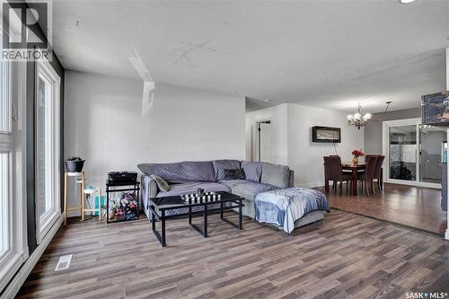 118 N Railway Street W, Warman, SK - Indoor Photo Showing Living Room