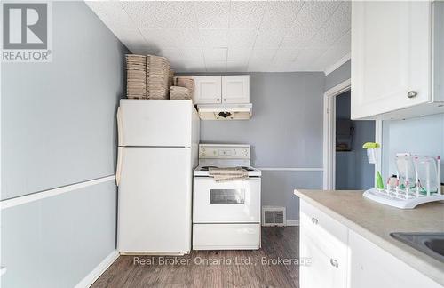 473 Colborne Street, Brantford, ON - Indoor Photo Showing Kitchen