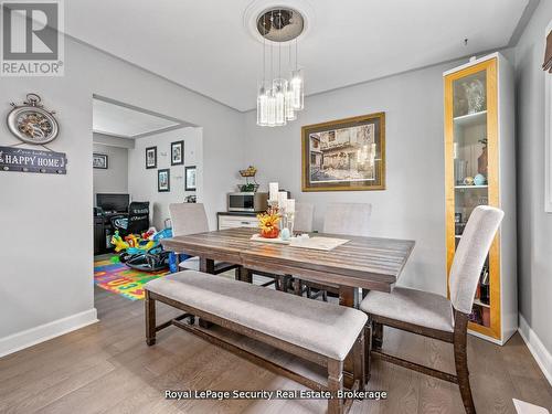 2 Maitland Avenue, Hamilton, ON - Indoor Photo Showing Dining Room