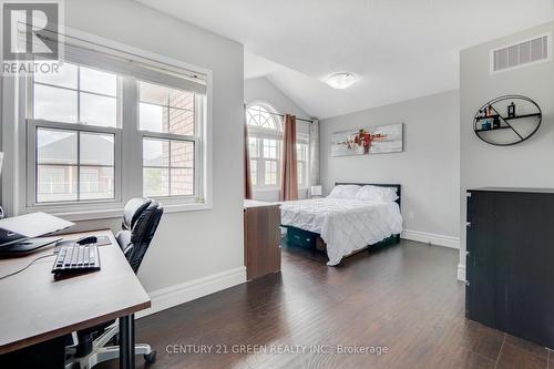 3873 Brinwood Gate, Mississauga, ON - Indoor Photo Showing Bedroom