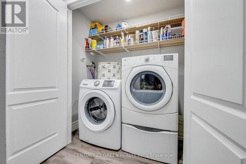 3873 Brinwood Gate, Mississauga, ON - Indoor Photo Showing Laundry Room