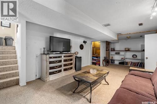 178 Neatby Crescent, Saskatoon, SK - Indoor