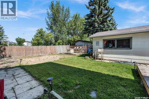 178 Neatby Crescent, Saskatoon, SK - Outdoor