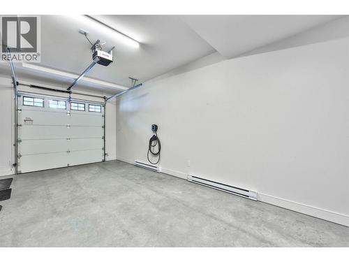 7005 Mcgillivray Lake Drive Unit# 15, Sun Peaks, BC - Indoor Photo Showing Garage