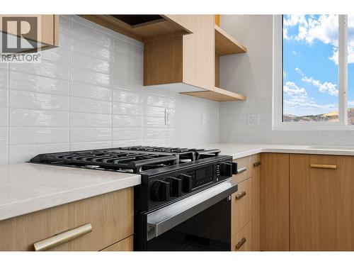2400 Coldwater Drive Unit# 138, Kamloops, BC - Indoor Photo Showing Kitchen With Upgraded Kitchen