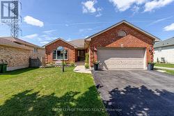 67 DONKER DRIVE  St. Thomas, ON N5P 4J1