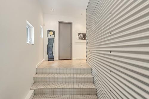 Hall d'entrée/Vestibule - 251 Ch. De Bondville, Lac-Brome, QC - Indoor Photo Showing Other Room