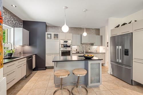 Cuisine - 251 Ch. De Bondville, Lac-Brome, QC - Indoor Photo Showing Kitchen With Upgraded Kitchen