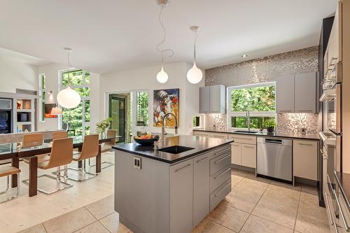 Cuisine - 251 Ch. De Bondville, Lac-Brome, QC - Indoor Photo Showing Kitchen With Upgraded Kitchen