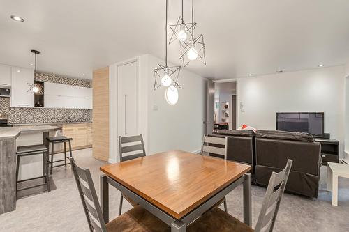 Vue d'ensemble - 251 Ch. De Bondville, Lac-Brome, QC - Indoor Photo Showing Dining Room