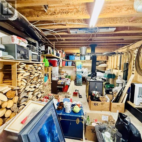 8 West Bottom North Road, West Bottom-Springdale, NL - Indoor