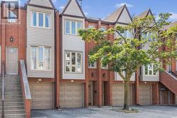 217 - 895 MAPLE AVENUE  Burlington, ON L7S 2H7