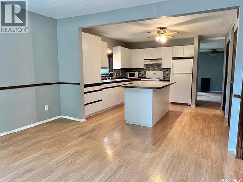 211 2Nd Avenue S, Melfort, SK - Indoor Photo Showing Kitchen