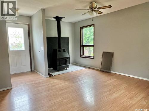 211 2Nd Avenue S, Melfort, SK - Indoor