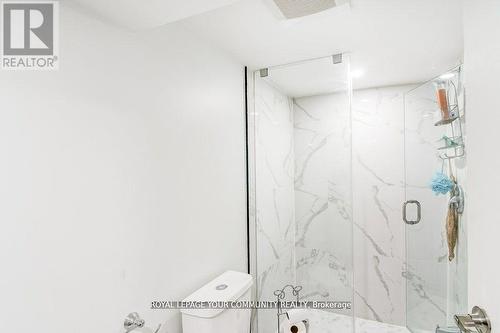 768 Grace Street, Newmarket, ON -  Photo Showing Bathroom