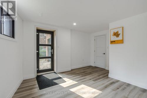 26 Glen Cedar Drive, Tiny, ON - Indoor Photo Showing Other Room