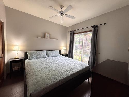 Chambre à coucher principale - 4-186 Rue Du Mont-Plaisant, Mont-Tremblant, QC - Indoor Photo Showing Bedroom