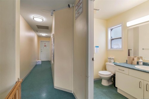 1057+1033 Canada Ave, Duncan, BC 