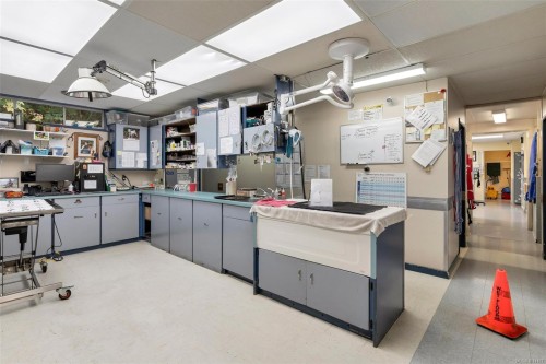 1057+1033 Canada Ave, Duncan, BC 