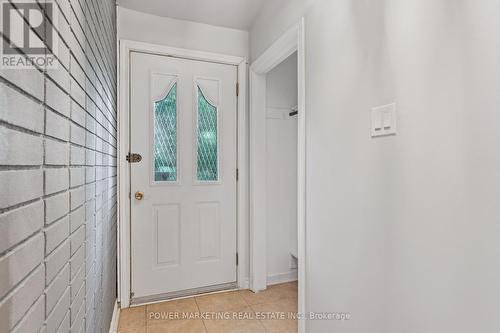935 Goren Avenue, Ottawa, ON - Indoor Photo Showing Other Room