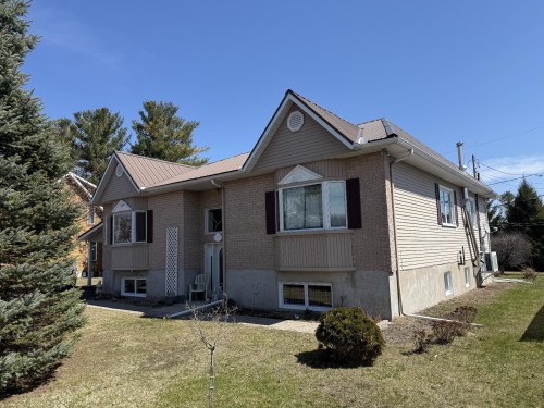Front of Structure - 574Z Av. Fortin, Hemmingford - Village, QC - Outdoor