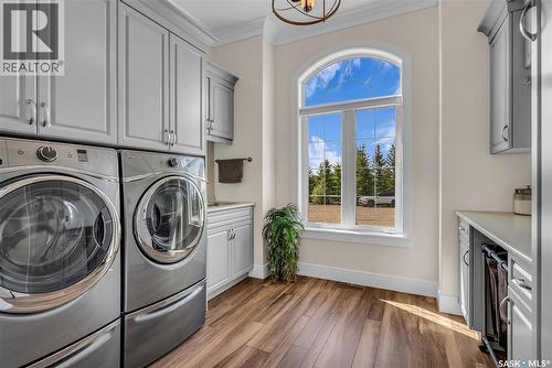 Scholl Acreage, Battle River Rm No. 438, SK - Indoor Photo Showing Laundry Room