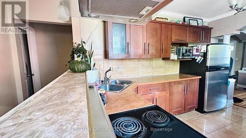 139 Eccles Street, Ottawa, ON - Indoor Photo Showing Kitchen With Double Sink
