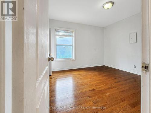 139 Eccles Street, Ottawa, ON - Indoor Photo Showing Other Room