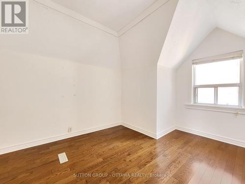 2nd Bedroom - 139 Eccles Street, Ottawa, ON - Indoor Photo Showing Other Room