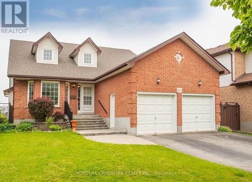 1004 CATSKILL DRIVE  Oshawa, ON L1J 8N7