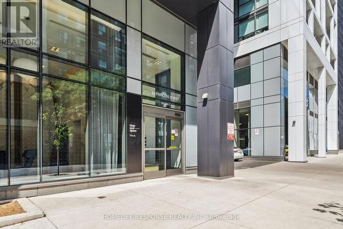 347 - 60 Princess Street, Toronto, ON - Outdoor