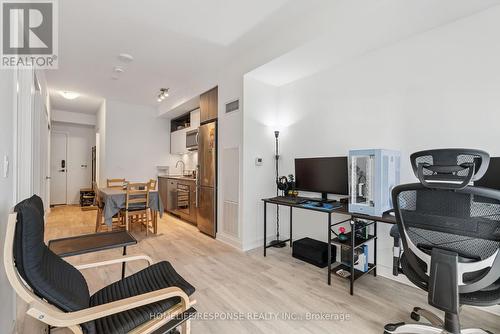 347 - 60 Princess Street, Toronto, ON - Indoor Photo Showing Office