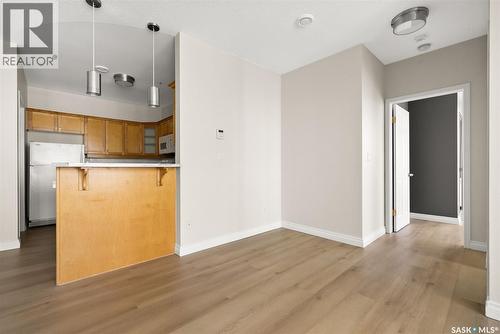 1201 1867 Hamilton Street, Regina, SK - Indoor Photo Showing Kitchen