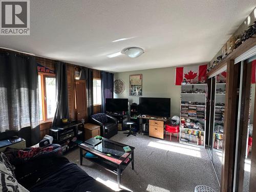 609 Second Street, Nelson, BC - Indoor