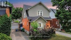 626 DOWNIE STREET  Peterborough Central, ON K9H 4K3