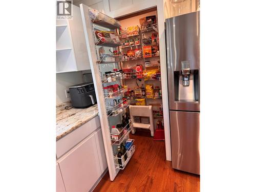 9&11 Kingsley Road, Christina Lake, BC - Indoor