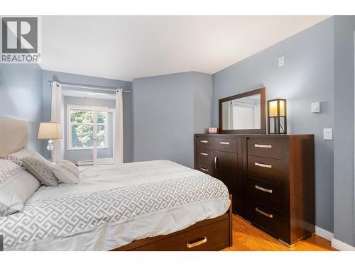 567 Yates Road Unit# 210, Kelowna, BC - Indoor Photo Showing Bedroom