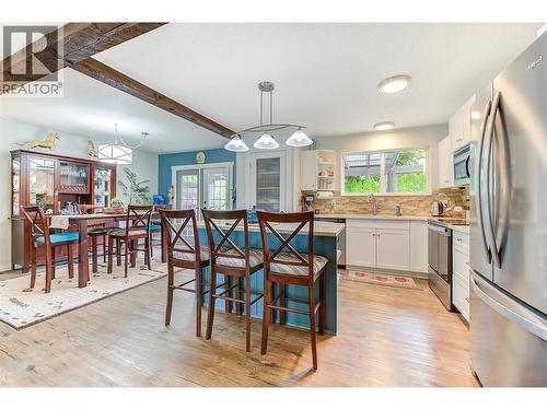 1205 Irene Road, Kelowna, BC - Indoor