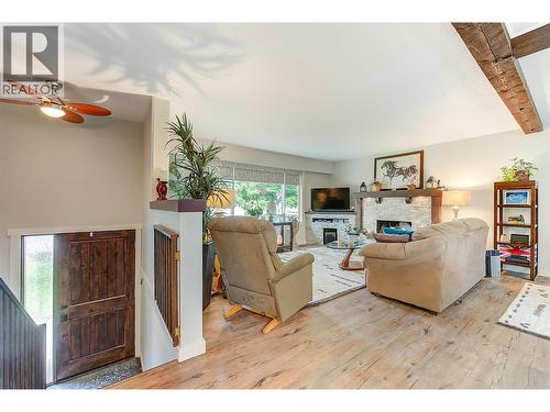 1205 Irene Road, Kelowna, BC - Indoor Photo Showing Living Room With Fireplace