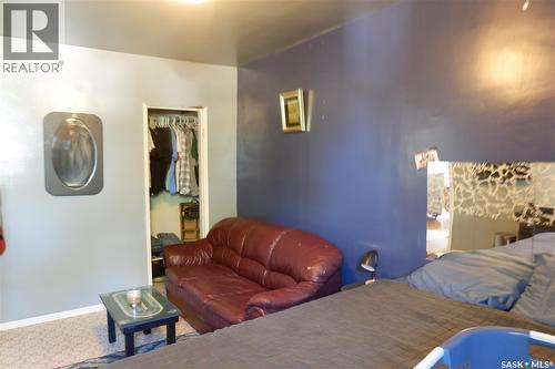 305 1St Street E, Mossbank, SK - Indoor Photo Showing Bedroom