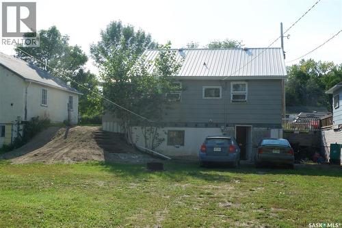 305 1St Street E, Mossbank, SK - Outdoor