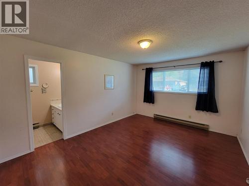 604 11Th Avenue, Keremeos, BC - Indoor Photo Showing Other Room