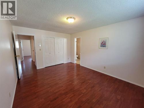 604 11Th Avenue, Keremeos, BC - Indoor Photo Showing Other Room
