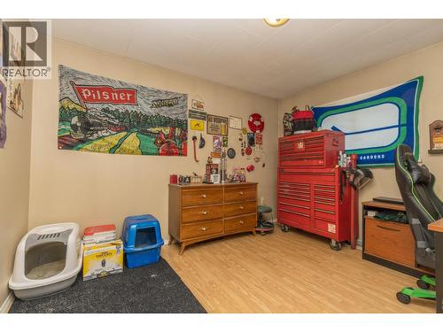 1120 Shuswap Street Se, Salmon Arm, BC - Indoor