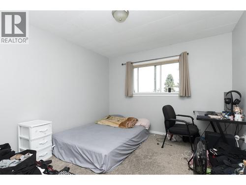 1120 Shuswap Street Se, Salmon Arm, BC - Indoor