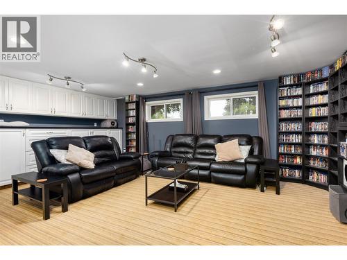 1215 12Th Street S, Cranbrook, BC - Indoor