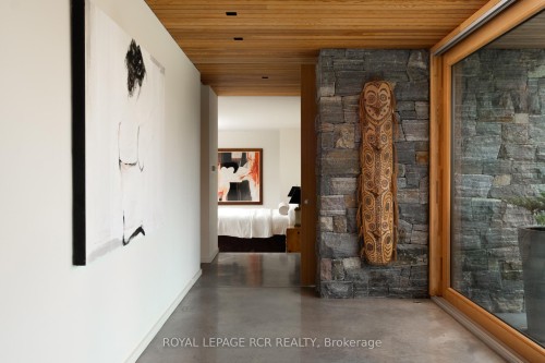 5211 Tenth Line, Erin, ON -  Photo Showing Other Room
